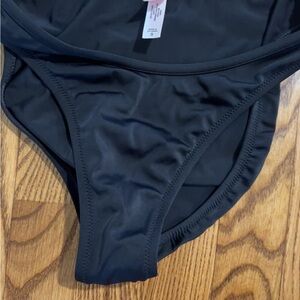 Victoria’s Secret size small Women's Swim Bottom